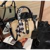 Bolso Canasta Portátil Transfronterizo para Mujer 2026 Otoño Nueva Moda Bolso Cubo Retro con Bloques de Color y Hebilla de Cierre Bolso Cruzado