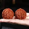 Noz especial em forma natural para brincar com texto, brincar com a mão masculina, peça de mão masculina, nicho de brincar com texto, placa de nogueira de quarto andar, torcer a mão, atacado