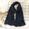 Novo Lenço Artístico Outono e Inverno 2024 Feminino de Algodão e Linho Japonês e Coreano Cor Lisa Novo Produto Atacado Lenço de Linho Duas Cores