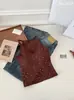 Regata Bordada com Strass para Mulheres, Novo Estilo de Verão, Corte Justo, Camiseta de Alcinha Brilhante com Strass, Peça para Camada Interna, Disponível em Várias Cores para Atacado