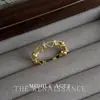 Colección de Anillos Abiertos Dorados con Circonita Brillante Vintage Moda Literaria Retro Estilo de Lujo Accesible Joyería de Mano de Gama Alta