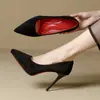 Sapatos de Plataforma Impermeáveis com Solado Vermelho que Parecem Pisar em Cocô, Solados Macios que Não Cansam Seus Pés, Bico Fino, Saltos Finos, Solados Grossos, Estilo Sexy Maduro, Camurça de Cano Baixo