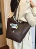 Bolsa tote de alta qualidade para mulheres, nova coleção de verão 2026, grande capacidade, bolsa tipo balde da moda, versátil para o dia a dia, e um conjunto de bolsas de ombro combinando