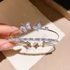 Diseño Único Pulsera Abierta Ovalada Mariposa Circonita, Lujo Ligero de Gama Alta de Moda Simple Versátil Joyería para Mujer