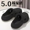Sapatos Furados Masculinos Antiodor Antiderrapantes 2026 Novos Pneu Verão Tipo Tamanco Sapatos Fechados Sapatos Lona Para Homens Uso Externo