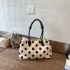 Bolsa de Mão Fashion com Bolinhas de Grande Capacidade para Mulheres, Novo Modelo 2026, Bolsa de Ombro Tote de Valor Elevado para o Dia a Dia