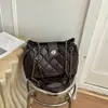 Bolsa de corrente acolchoada elegante de alta qualidade para mulheres 2026 nova moda versátil bolsa de ombro única bolsa transversal casual simples