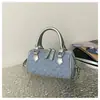 Bolsa Pequena de Bordado com Diamantes para Mulheres 2026 Nova de Verão Versátil Bolsa Transversal Fashionável Exquisite Super Popular Bolsa de Mão Bolsa Cilíndrica
