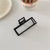 Mini Presilha de Garra Compacta de Metal Preto Presilha Tubarão Acessório de Cabelo Personalizado para Rabo de Cavalo na Nuca Ornamento de Cabelo Versátil