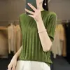 Camiseta de color liso cuello redondo canalé vertical lana peinada manga corta holgada adelgazante para commuting primavera y verano nueva manga corta
