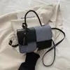 Bolso Pequeño Cuadrado de Costura de Color Contrastante de Diseño de Nicho para Mujer Nuevo Estilo 2025 Bolso Cruzado de Textura Simple Bolso de Hombro a la Moda