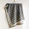 Bufanda jacquard de estilo vintage, elegante, con patrón de diamantes, un chic chal corto con borlas, calentador de cuello cálido para mujer otoño/invierno 2026