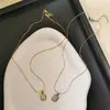 Colar Minimalista Versátil Europeu e Americano, Corrente de Clavícula Quadrada, Design de Nicho, Corrente de Pescoço de Alta Qualidade, Estilo Cool, Pingente Vintage para Mulheres