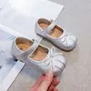 Zapatos de Cuero Plegados Estilo Francés para Niñas 2026 Nuevos para Primavera/Otoño Estilo Coreano Zapatos de Suela Suave para Niñas Mocasines de Corte Bajo