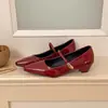 Elegantes zapatos Mary Jane de estilo francés para mujer, nuevo modelo 2026, estilo delicado, punta fina, corte bajo, tacón medio grueso, zapatos de un solo color