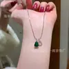 Atacado de fábrica pequeno vermelho departamento material perigoso natural yang verde cabaça jade contas colar pingente s925 prata incrustação moda