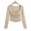 Outono estilo europeu e americano plissada nova camisa de base de manga comprida com almofada no peito gola oscilante slim-fit camiseta curta feminina