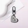Chaveiro colorido em formato de coração com glitter, pingente fofo de resina com glitter, decoração de bolsa feminina, pequeno presente criativo