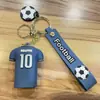 Llavero Colgante de Jersey de Fútbol de Goma Suave Llavero de Bolso de Coche Accesorio Regalo Llavero Divertido al por Mayor