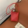 Bolso Cruzado Tejido para Mujer Diseño de Nicho Bolso de Hombro Simple Bolso Mini de Moda para Teléfono Estilo Coreano Bolso de Cuero Suave
