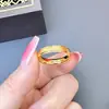 Oro Arena Vietnamita Popular Europeo y Americano Anillo de Gypsophila Brillante Escarchado Personalizado Joyería de Pareja Fabricante de Suministro de Yiwu