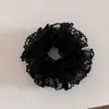Scrunchie Grande de Renda de Quatro Camadas para Mulheres, Doce Acessório de Cabelo com Toque de Luxo, Elástico para Coque, Corda de Cabelo para Rabo de Cavalo para Mulheres