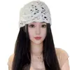Chapéu de lã trançado à mão estilo coreano com trama vazada para mulheres, moderno e respirável para primavera e outono, faz o rosto parecer menor, chapéu versátil para cobrir a cabeça