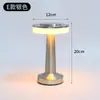 Luminária de mesa decorativa moderna e luxuosa em formato de haltere, com design retrô, ideal para bares e restaurantes.