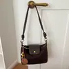 Bolsa transversal feminina 2026 transfronteiriça, bolsa estilo dumpling, bolsa de mão feminina em nylon, nova bolsa de mão, bolsa transversal de ombro único para mulheres