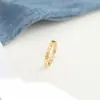 Anel oval de aço titânio liso requintado, banhado a ouro 18k, para mulheres, anel de dedo indicador único, joia de nicho, moda transfronteiriça para o dia a dia