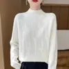 Suéter de tricô premium 100% lã, novo estilo outono/inverno, gola semimédia, modelagem solta, trançado grosso, pulôver para mulheres