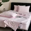 2026 Novo Conjunto de Roupa de Cama Colcha de Seda Condensada com Sensação Fresca Verão Cor Sólida Simples Colcha Fina de Seda de Gelo com Sensação Fresca Verão