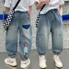 Pantalones para Niños Primavera y Otoño 2026 Nuevo Estilo Jeans para Niños Atuendo de Otoño para Niños Mayores Look Moderno Genial y Elegante para Niños