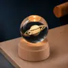 Madera Maciza Bola de Cristal Giratoria Luz de Noche Cielo Estrellado Adorno de Escritorio Creativo Artesanía Temporada de Graduación Regalo Personalizado