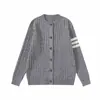 Yidao Vintage 2026 Otoño Nuevo Estilo Universitario Japonés Suéter de Punto Relajado con Raya Lateral Cardigan Abotonado Holgado