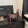 2026 Nova Bolsa de Ombro Estilo Coreano Simples e Casual Cor Sólida Padrão Trançado Grande Capacidade Relaxada para o Dia a Dia Personalidade