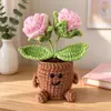 Adorno de Planta en Maceta Rosa Tejido a Mano Lindo con Manos y Pies Flor de Hilo Maceta Muñeca Decoración Creativa de Escritorio