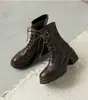 Nuevos Zapatos de Mujer Otoño/Invierno 2026 Botas de Mujer Estilo Western Nicho Lujo Ligero Zapatos de Cuero Punta Redonda Versátil Suela Gruesa Ligero