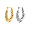 Pendientes europeos y americanos transfronterizos moda pendientes cortos con forma de cuerno en C acero inoxidable chapado en oro de 18 quilates pendientes que no se decoloran para mujer venta al por mayor