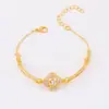 Estilo de Moda Europeo y Americano Pulsera de Flor de Trébol de Cuatro Hojas para Mujer Pulsera Versátil Radiante con Diamantes Brillantes Llena de Diamantes con un Toque de Alta Gama