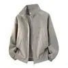 Venta al por mayor transfronteriza de chaquetas retro de estilo americano con cuello alto para hombre, con un diseño holgado, elegante y genial, perfectas para otoño y adecuadas para adolescentes