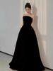 Vestido de Casamento de Cetim Sem Alças para Viagem para Noivas, Novo Estilo Francês 2026, Textura de Alto Padrão, Vestido de Casamento Petite para Passeios e Recepção