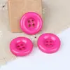 Venta Directa de Fábrica de Botones de Resina de Colores para Abrigos y Chaquetas de Algodón, Botones de Cuatro Agujeros de Borde Ancho, Botones Decorativos Versátiles para Coser a Mano