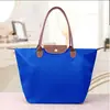 Bolsa de Bolinho Série Clássica Francesa Personalizada com Alça Longa Bolsa de Ombro Bordada Bolsa de Cosméticos Dobrável Grande Capacidade Bolsa Tote à Prova d'Água