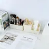 Organizador creativo de escritorio de tres compartimentos con rayas verticales para brochas de maquillaje, perfecto para residencias estudiantiles, tocadores y para organizar labiales y productos para el cuidado de la piel