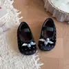 Zapatos de Frijol de Peluche Dulces para Niños 2026 Otoño/Invierno Nuevas Llegadas Niñas Color Sólido Lindos Slip-on Versátiles de Rendimiento Zapatos de Algodón