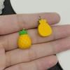 Colgante de Fruta Estéreo Artificial de Resina DIY Fresa Pequeña Naranja Manzana Llavero Pulsera Accesorios de Joyería