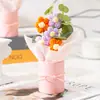 Presente para o Dia dos Professores Balde Porta-Buquê Buquê de Lã Tricotado Girassol Segurando Buquê de Rosas em estoque Atacado