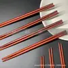 Palillos de Bambú Imitación Sándalo Rojo para Uso Doméstico 5 Pares 10 Pares Vajilla China de Alta Calidad Fabricante de Palillos Venta al por Mayor