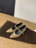 []Outono/Inverno 2026 Aumento Oculto de Altura Bico Quadrado Estilo Britânico Sapatos de Salto Único Sapatos Femininos Estampa de Leopardo Sapatos Femininos